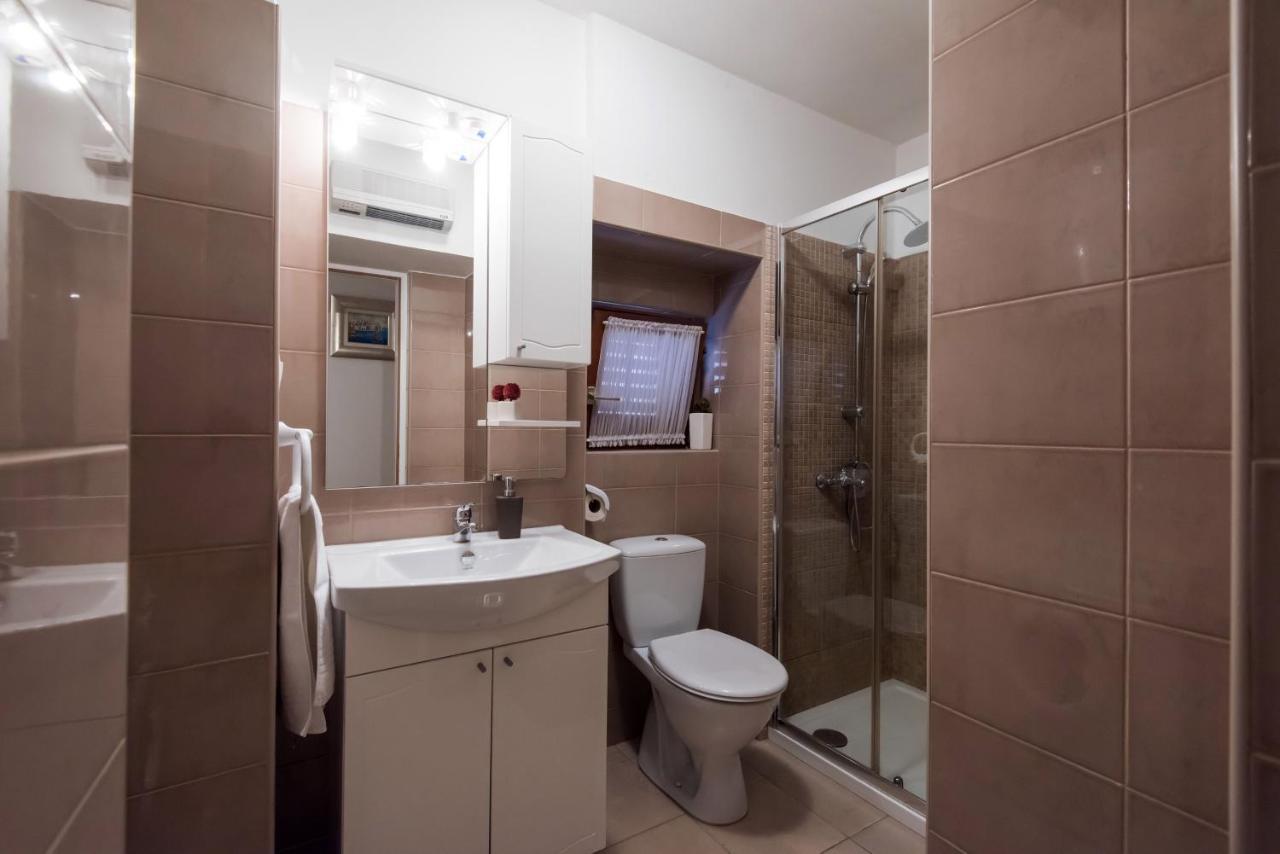 Apartment Luka Arbanasi Zara Esterno foto