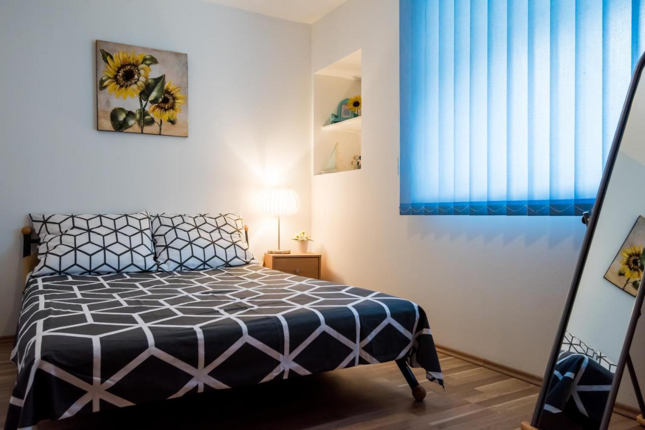 Apartment Luka Arbanasi Zara Esterno foto