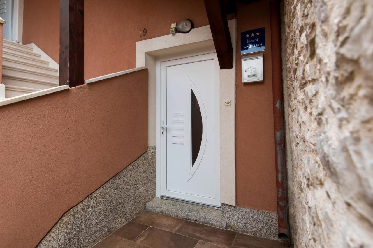 Apartment Luka Arbanasi Zara Esterno foto